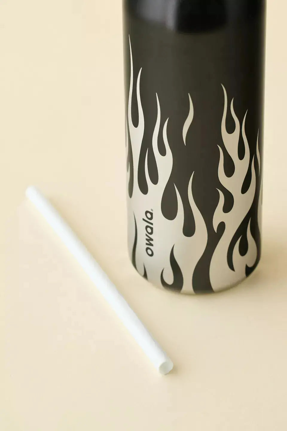 Owala UO Exclusive FreeSip 32 oz Water Bottle