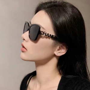 샤넬 로고 레터링 선글라스 ch5422B A71353